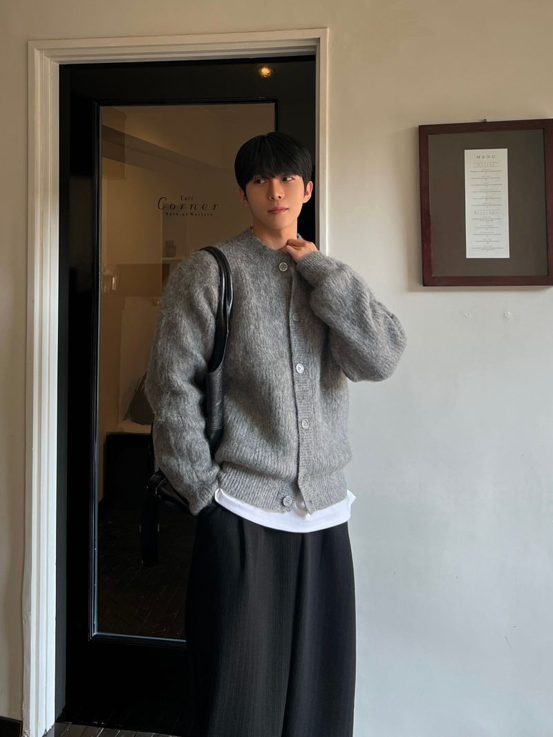 Brush wool cardigan