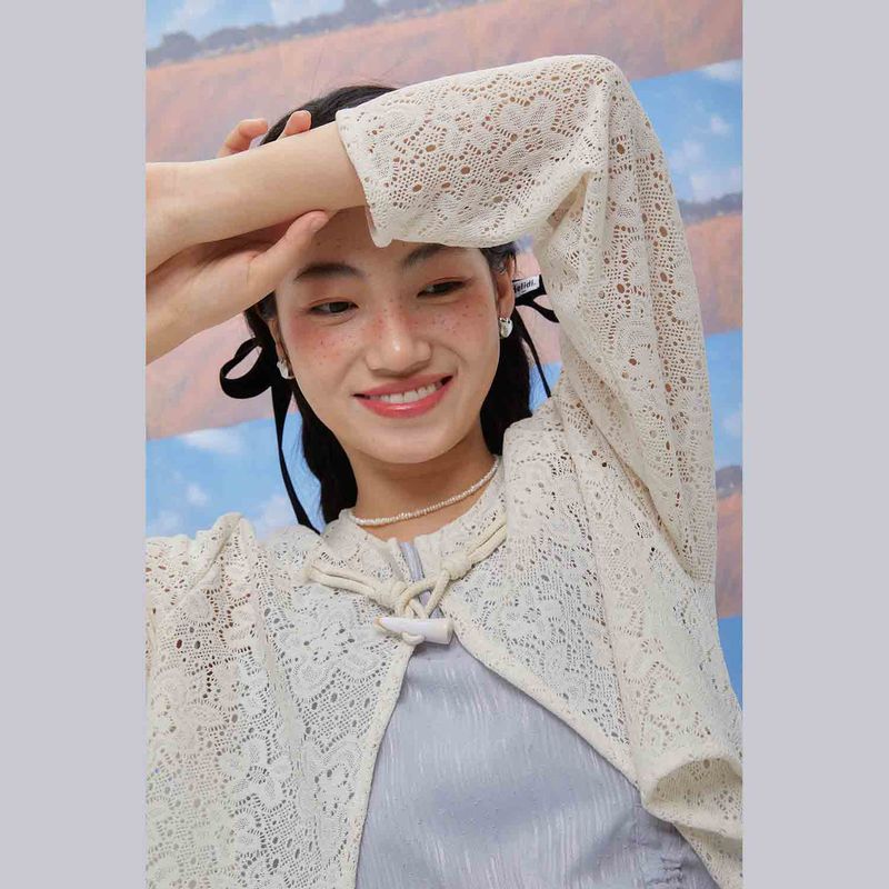 Fluffy lace cardigan
