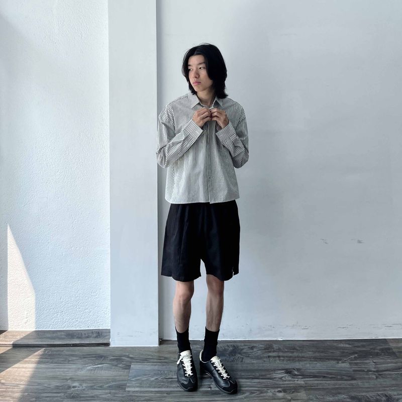 Minimalist Fine Striped Cropped Shirt