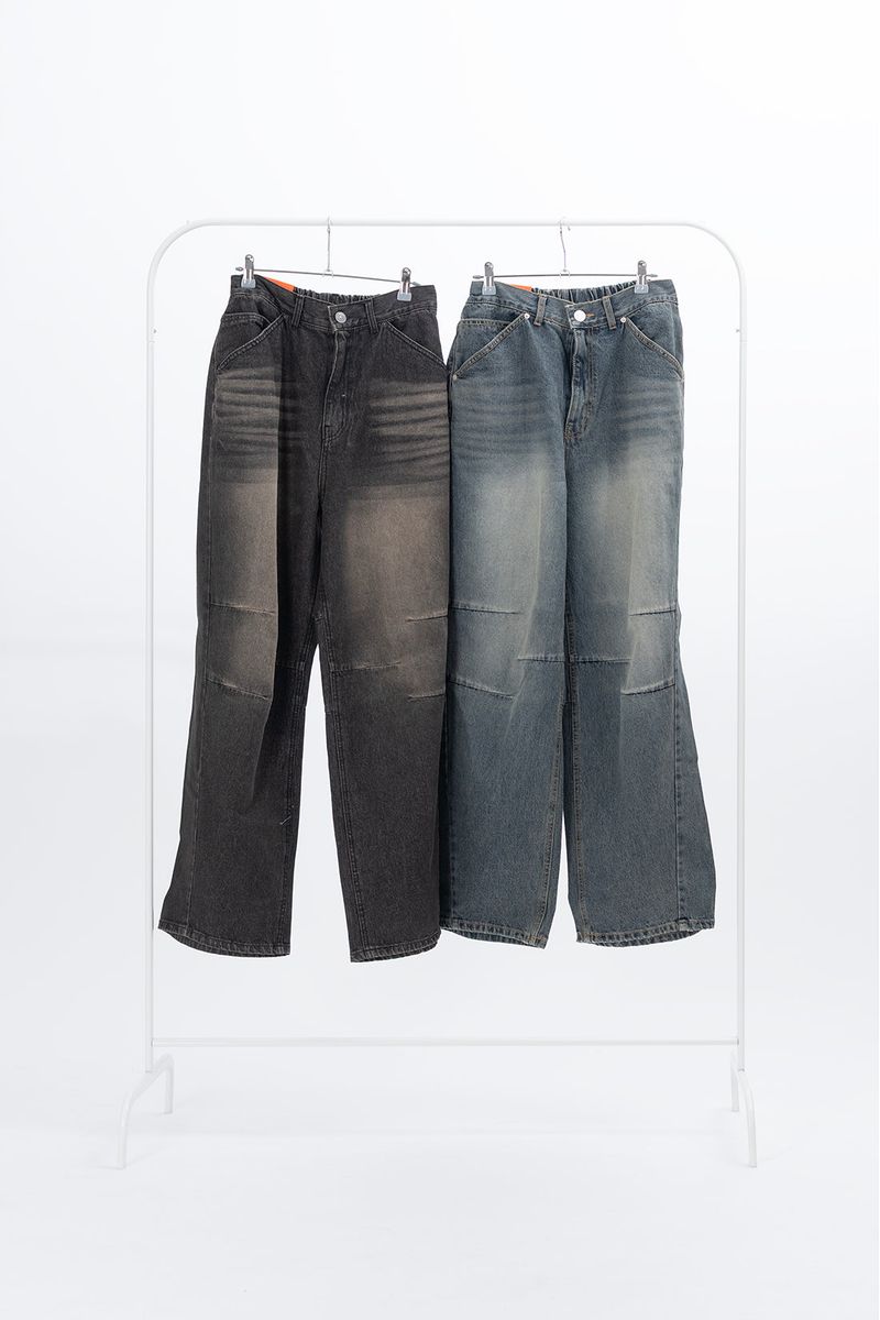 Risity Knee-Cut Curved Denim