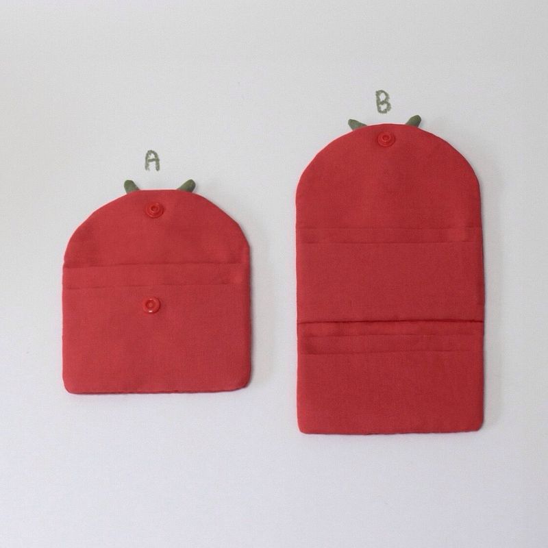 Tomatoes: Card wallet B