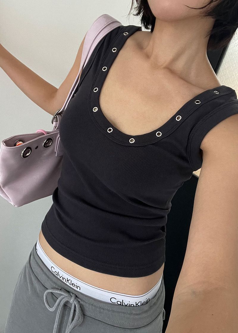 EYELET RIB SLEEVELESS