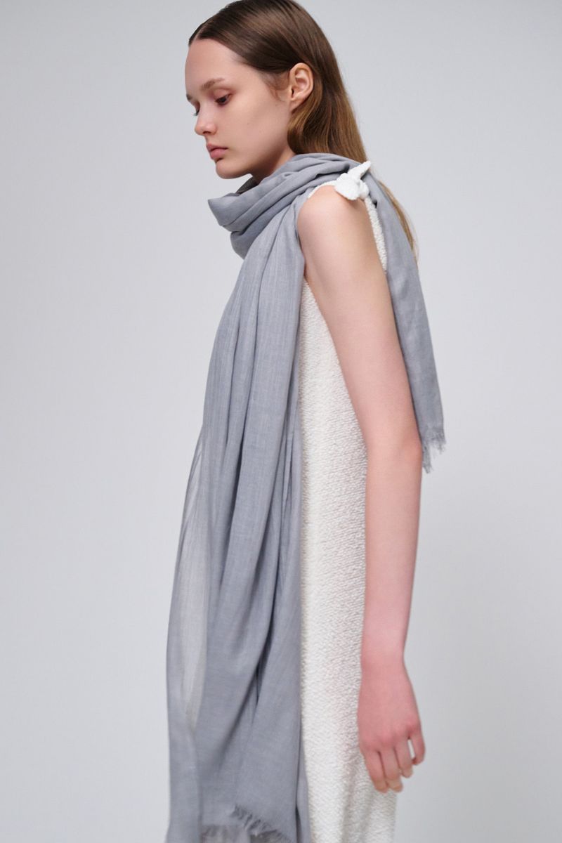 IRN scarf_grey