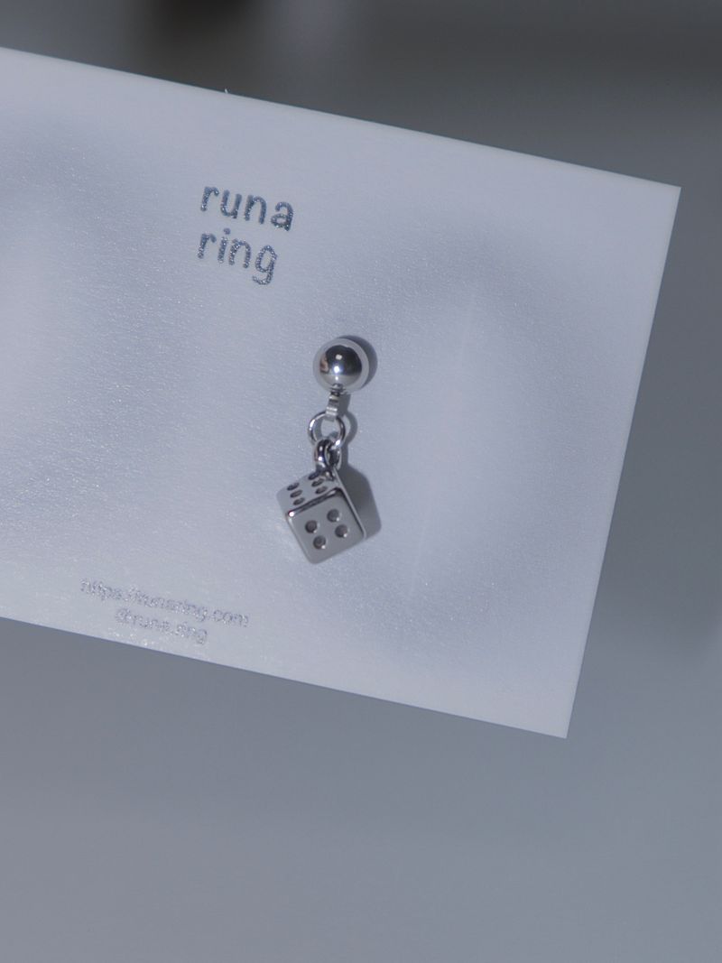 mini dice piercing
