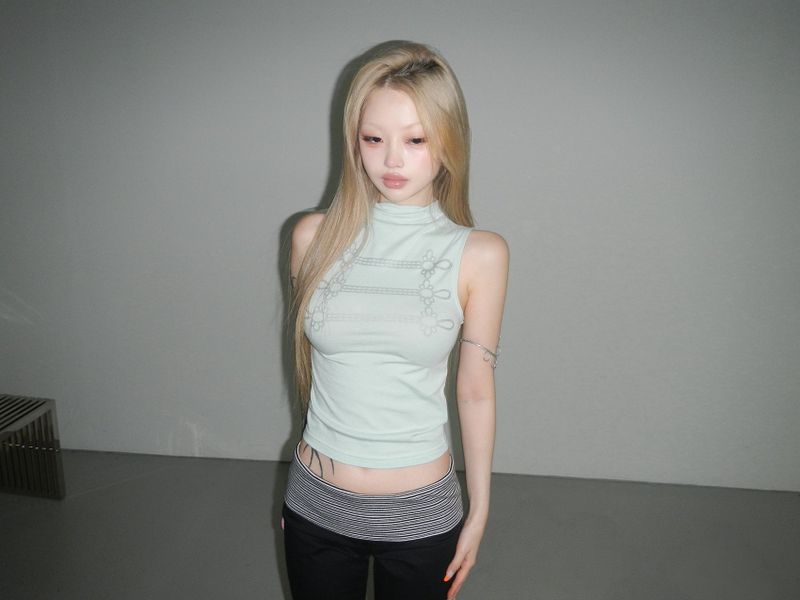 THEAIRTOWN（ザエアータウン）の「シルバー ナポレオン ポロTシャツ(3 color) （トップス）」