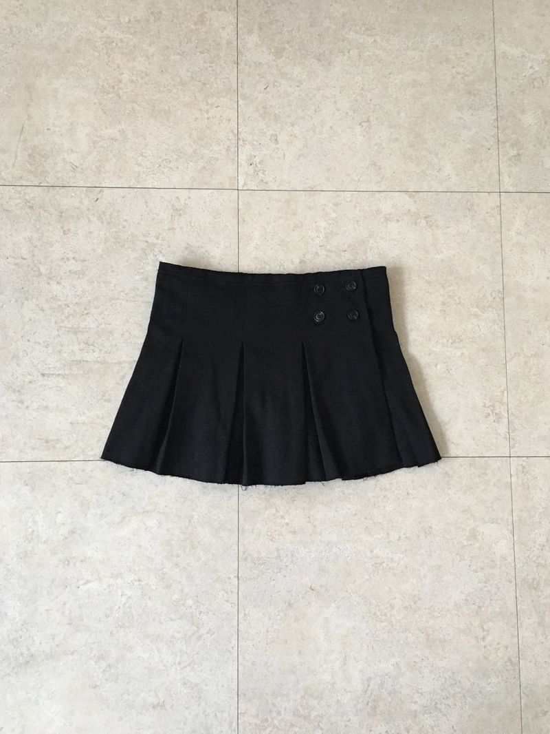 Low pleated sweat mini skirt