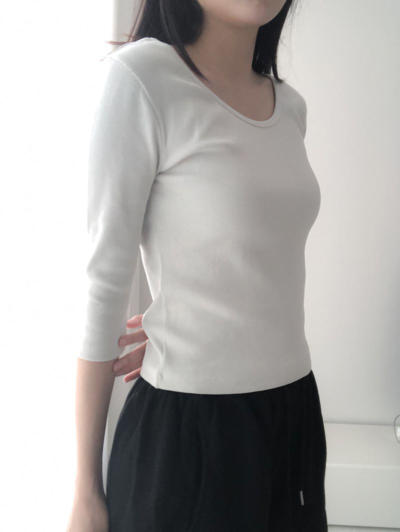 three-quarter tee (4c)