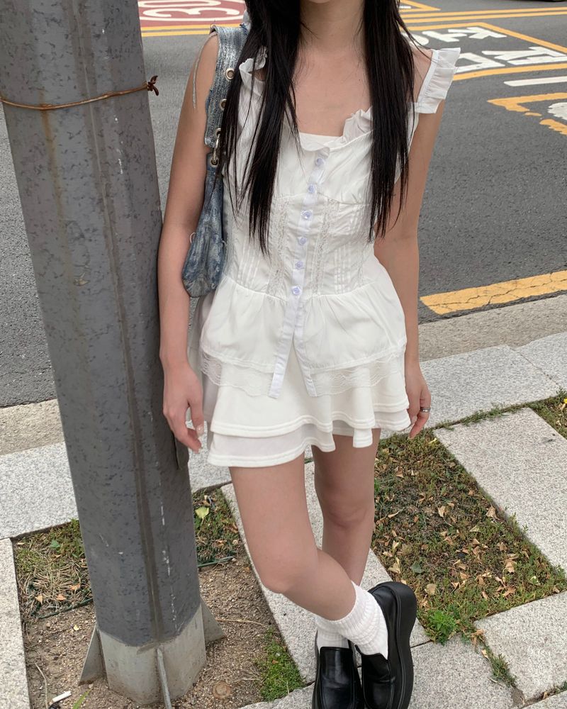 Low cancan skirt