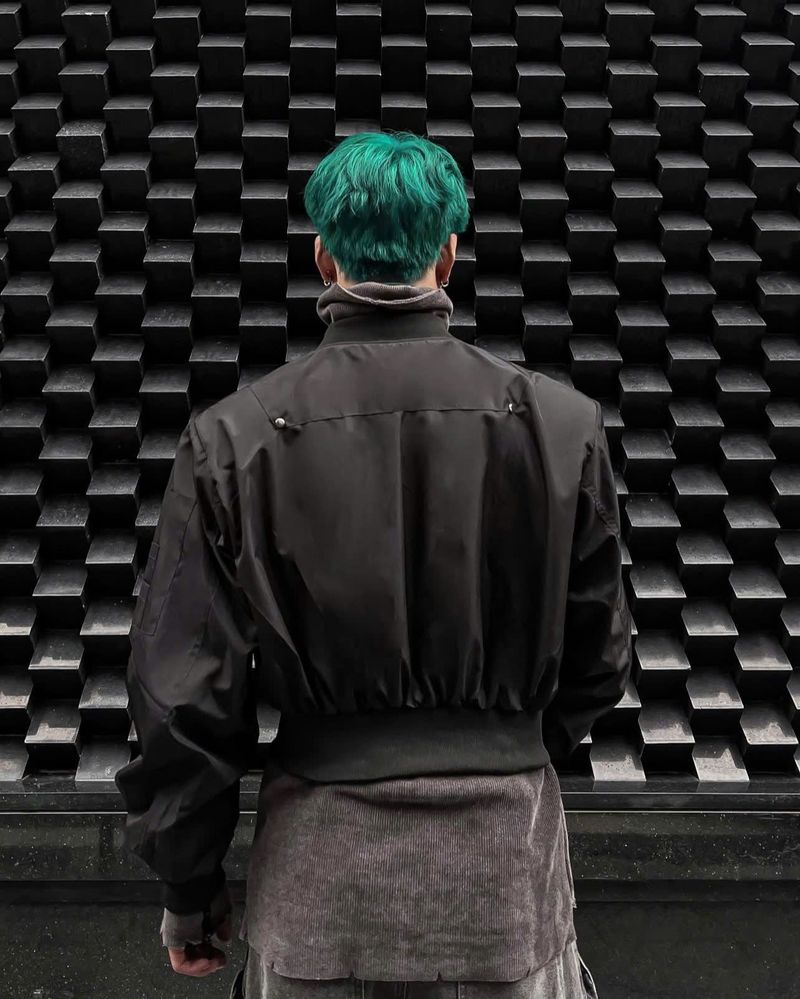 WINDBREAKER BOMBER JACKET