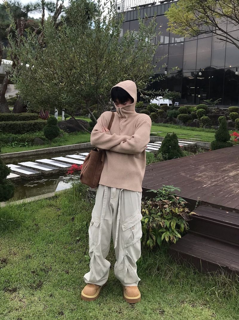 Layer Strap Cargo Pants