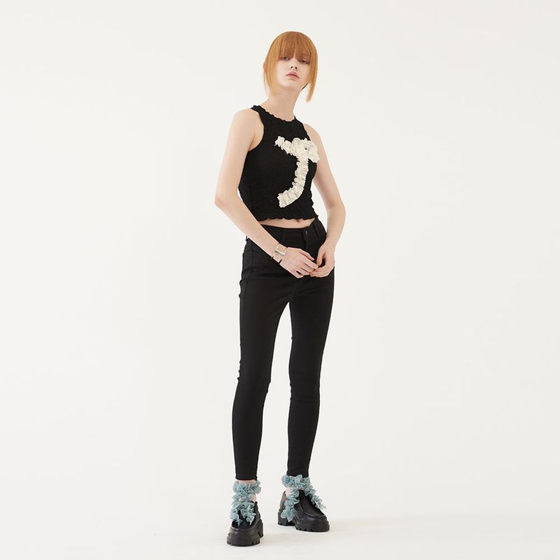 TMO BY 13MONTH（ティーエムオーバイサーティーンマンス）の「SKINNY FIT JEANS (BLACK)（Pants）」