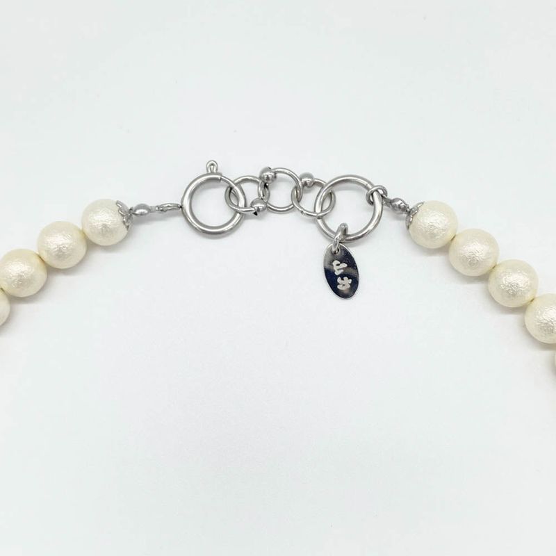 Pearl ribbon necklace
