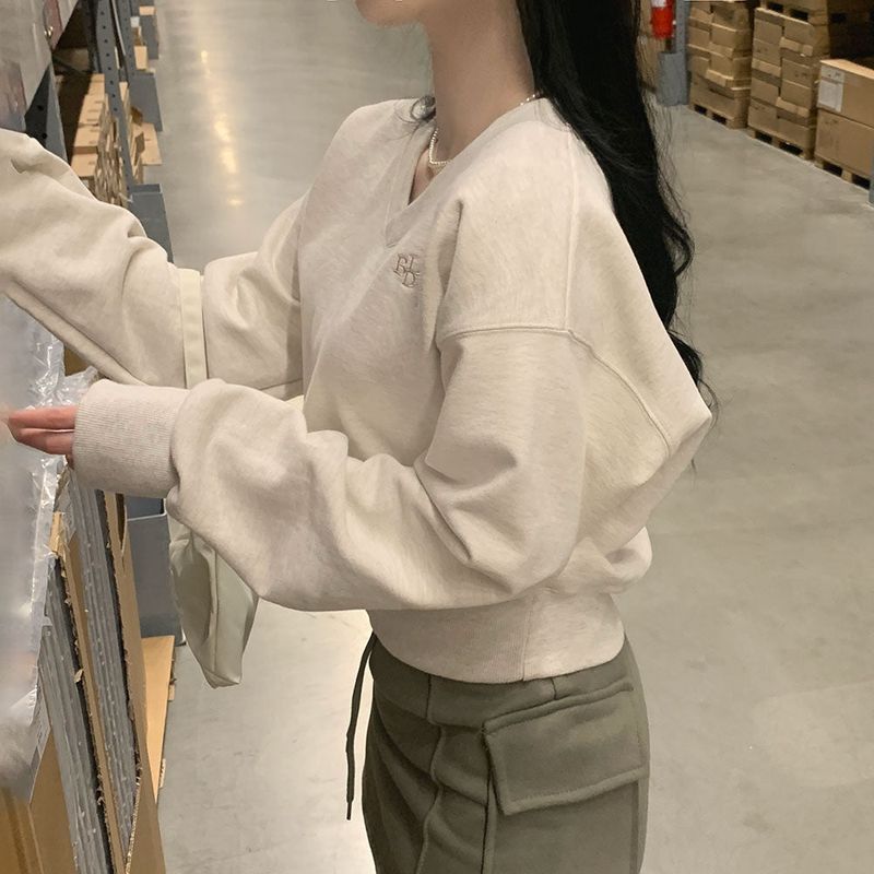 [Bellide made] Pastel V-neck cropped sweatshirt