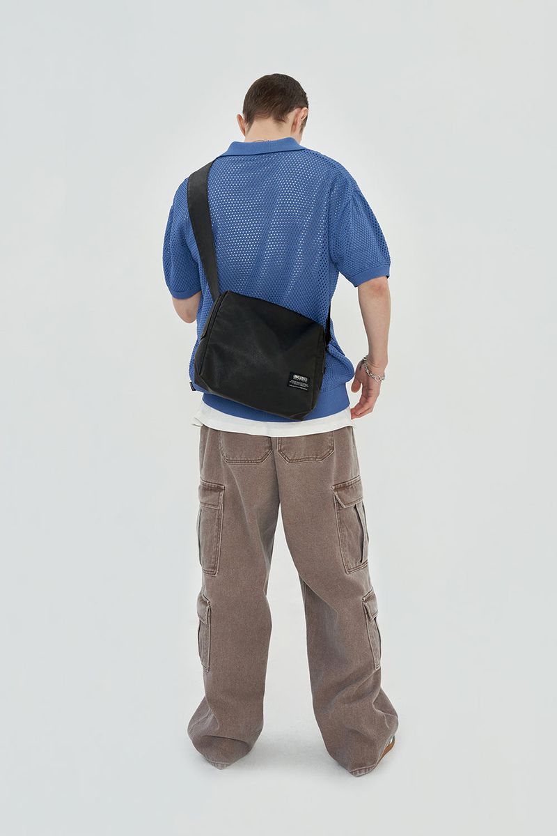 BUTTON LEATHER BAG