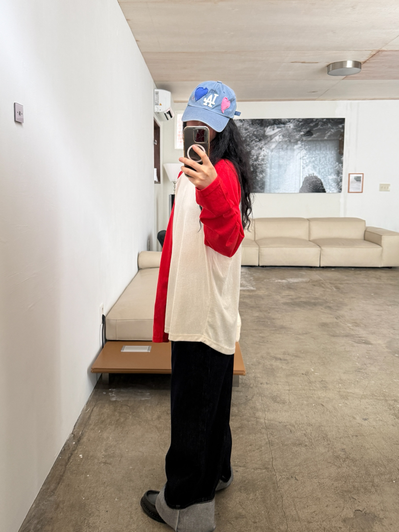 line raglan T