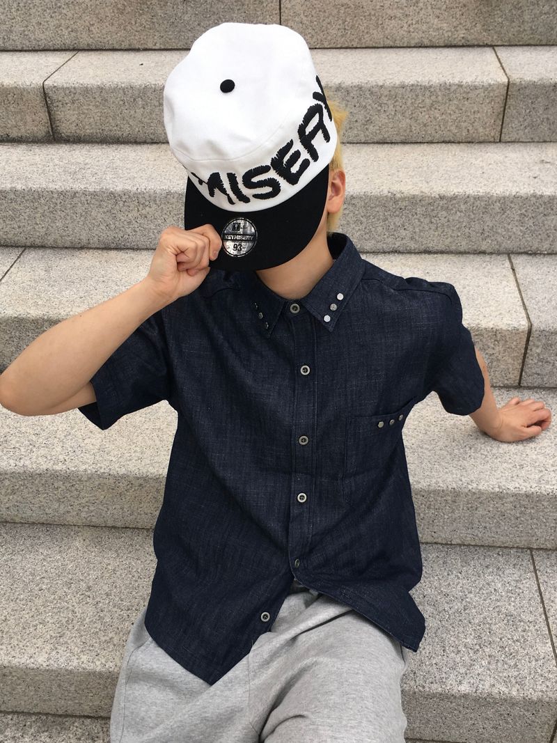 Cropped Rivet Denim Short Sleeve Shirt (2c)