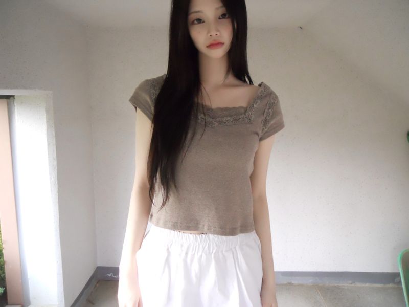 rosalie tee