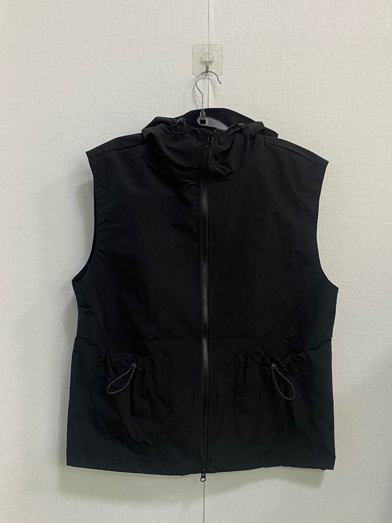 Nylon Pocket Hooded Vest 3C