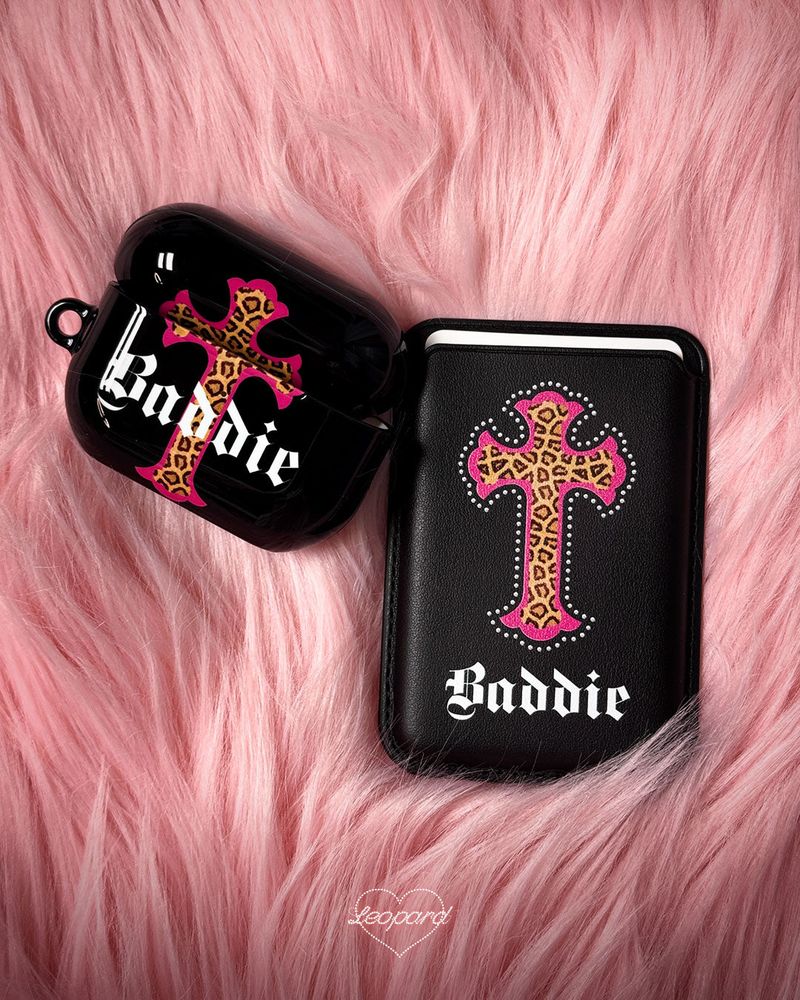 Leopard Buddy Cross AirPods Case