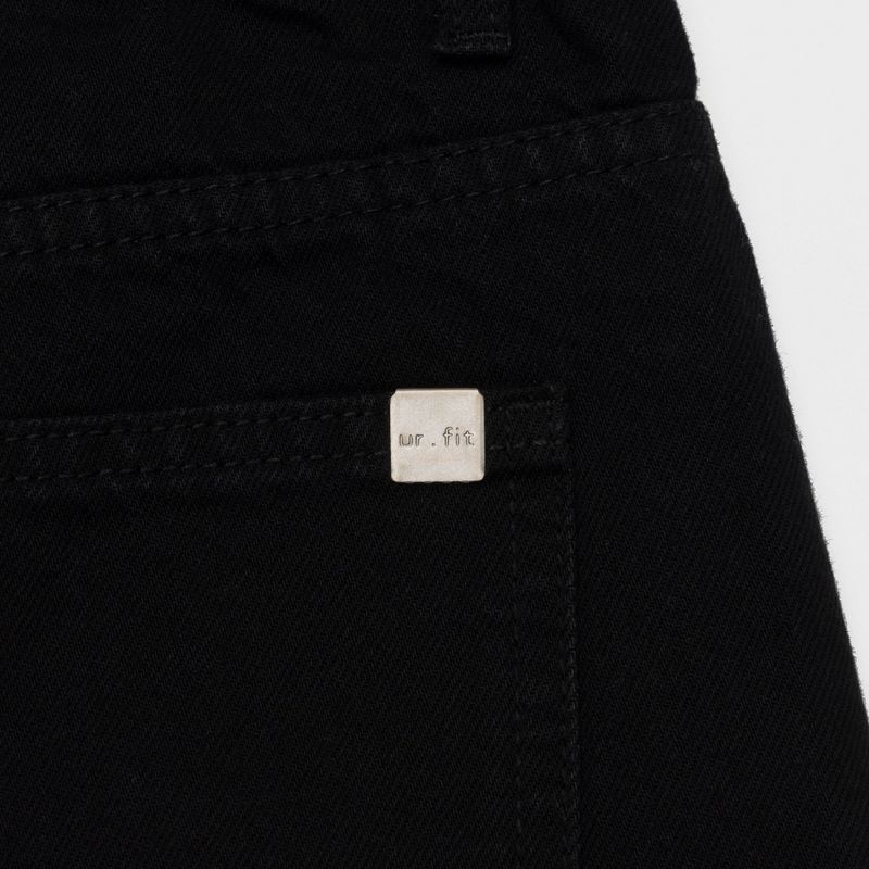 HEART EMBROIDERED BLACK DENIM SHORTS code 18206