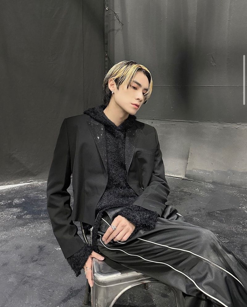[Meovv/Monsta X/IVE/(G)I-DLE/YENA/KARD/WayV/Viviz/Ifeye] Acid ice