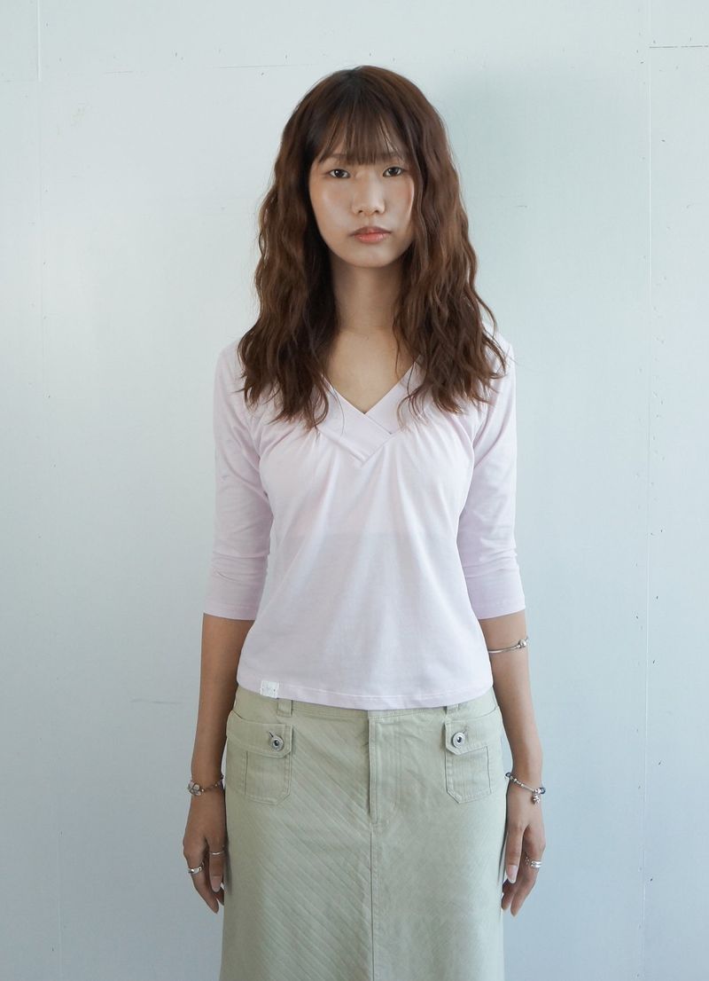 ODDME(オッドミー)の「Shirring V-neck Top -Pink(Tops)」