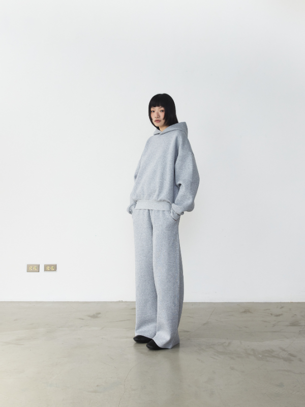 RB13 Cropped Boxy Hoodie