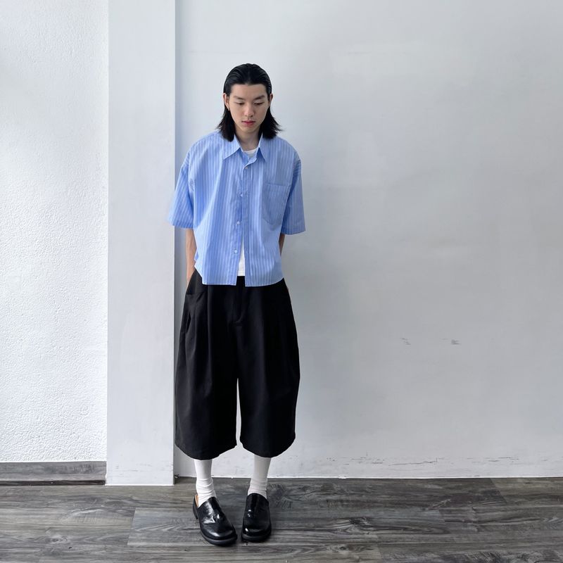 Horizontal Textured Short Shirt