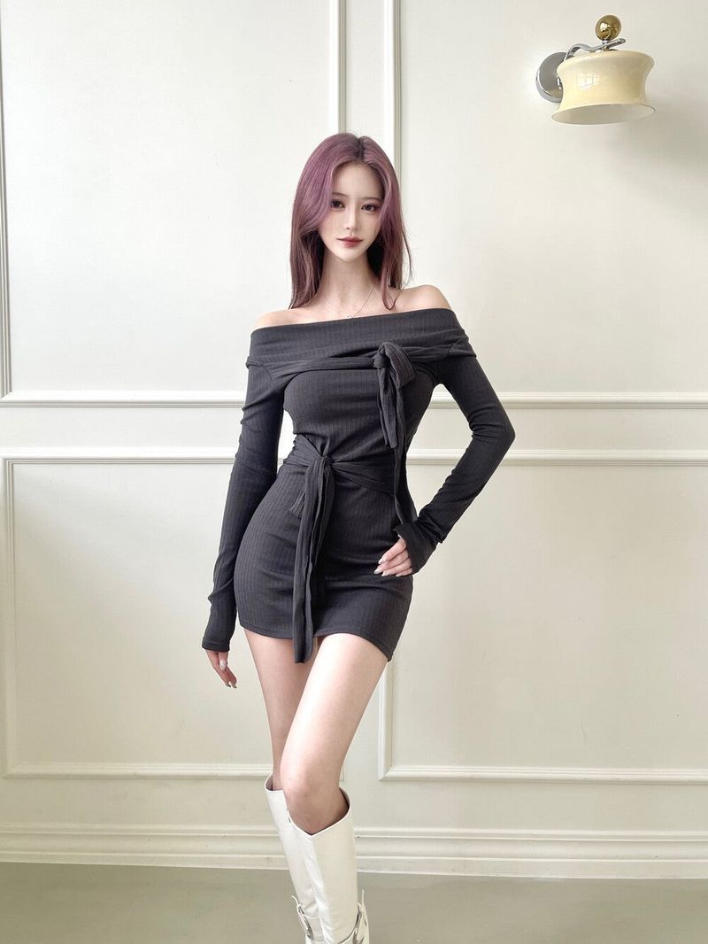 Seow（ソウ）の「 Double ribbon off mini ops (3color)（Dresses）」