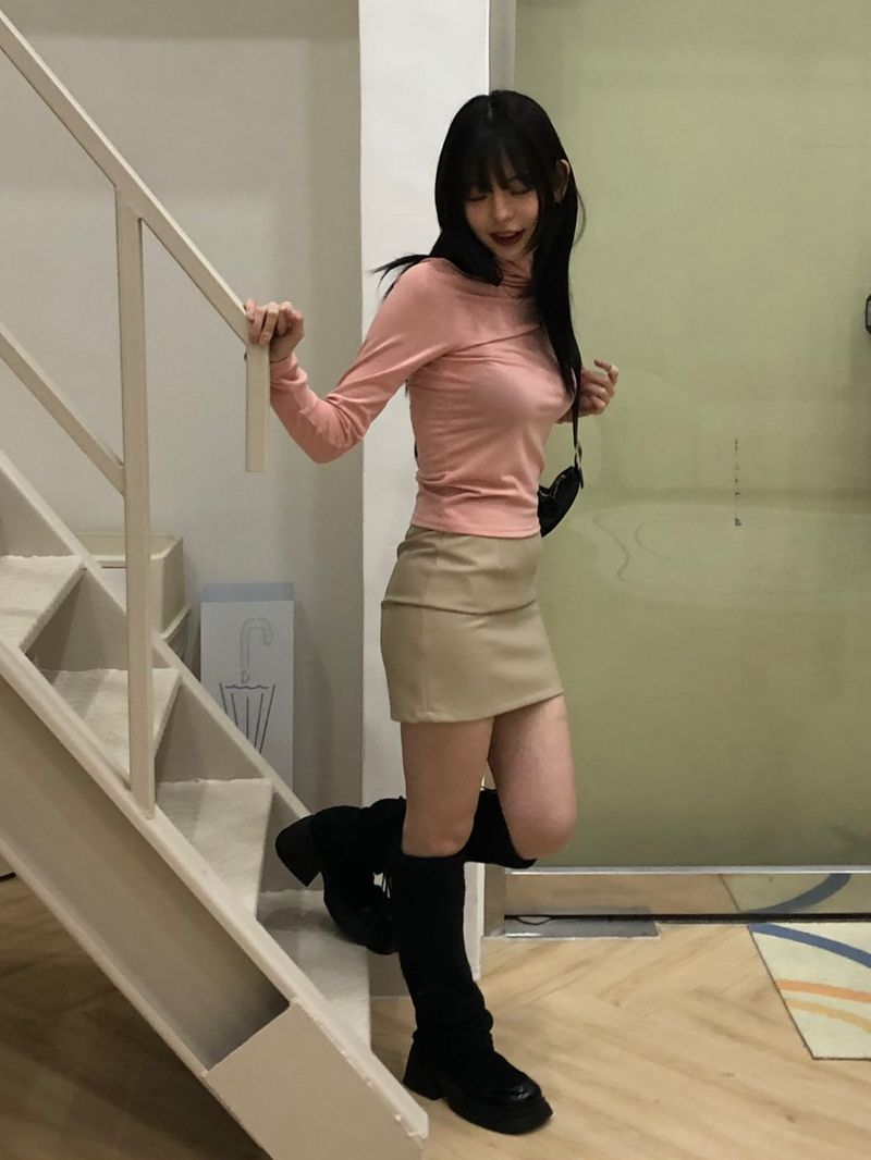 Nadia leg warmer