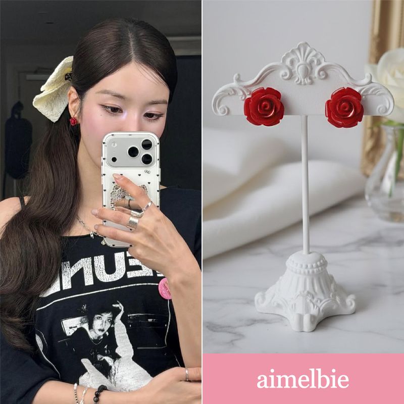 aimelbie（アイメルビー）の「[Kwon Eunbi Earrings] プチローズカボションピアス - Red（アクセサリー）」