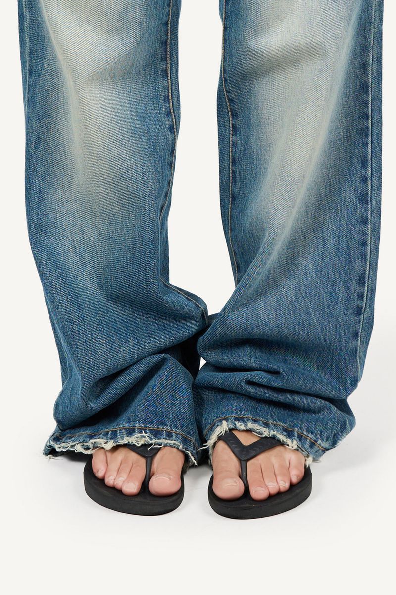 Low Hem Vintage Flare Denim Pants