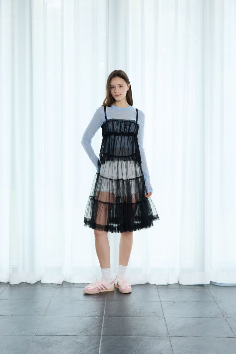 PINK PINEAPPLE（ピンクパイナップル）の「MIST MESH SHIRRING BUSTIER（Tops）」