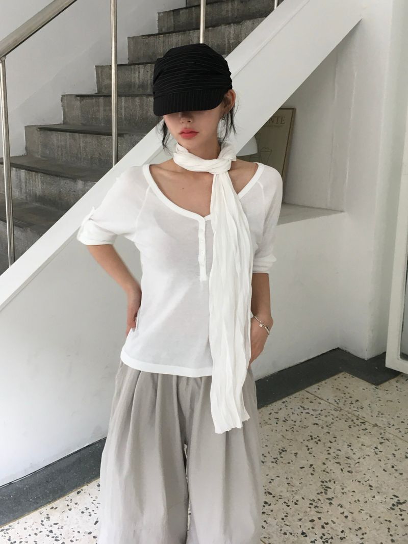 Chloe Button Roll Up 3/4 sleeve 2-Way Vneck (5c)