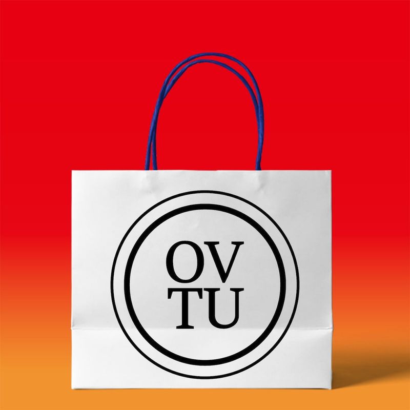 OVT-U(オーブイティーユー)の「2024 SUMMER LUCKY BOX (OVT-U) (Lucky Bags)」