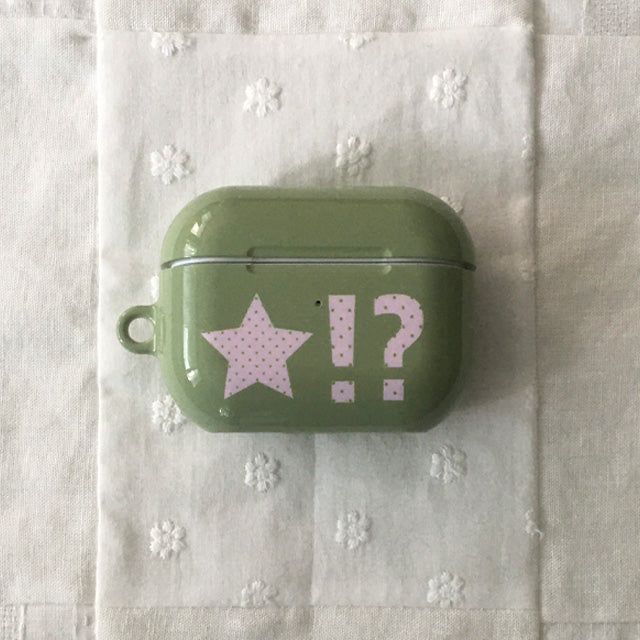 Youth Spirit（ユース スピリット）の「Star Dangdang Dot Olive Pink Glossy AirPods Case（Smartphone Accessories）」
