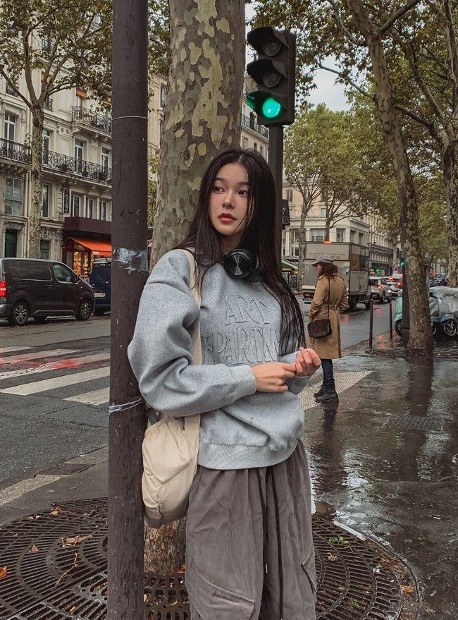 Art wool patch sweatshirt