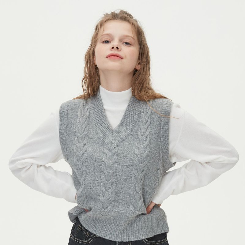 CABLE KNIT VEST_GRAY