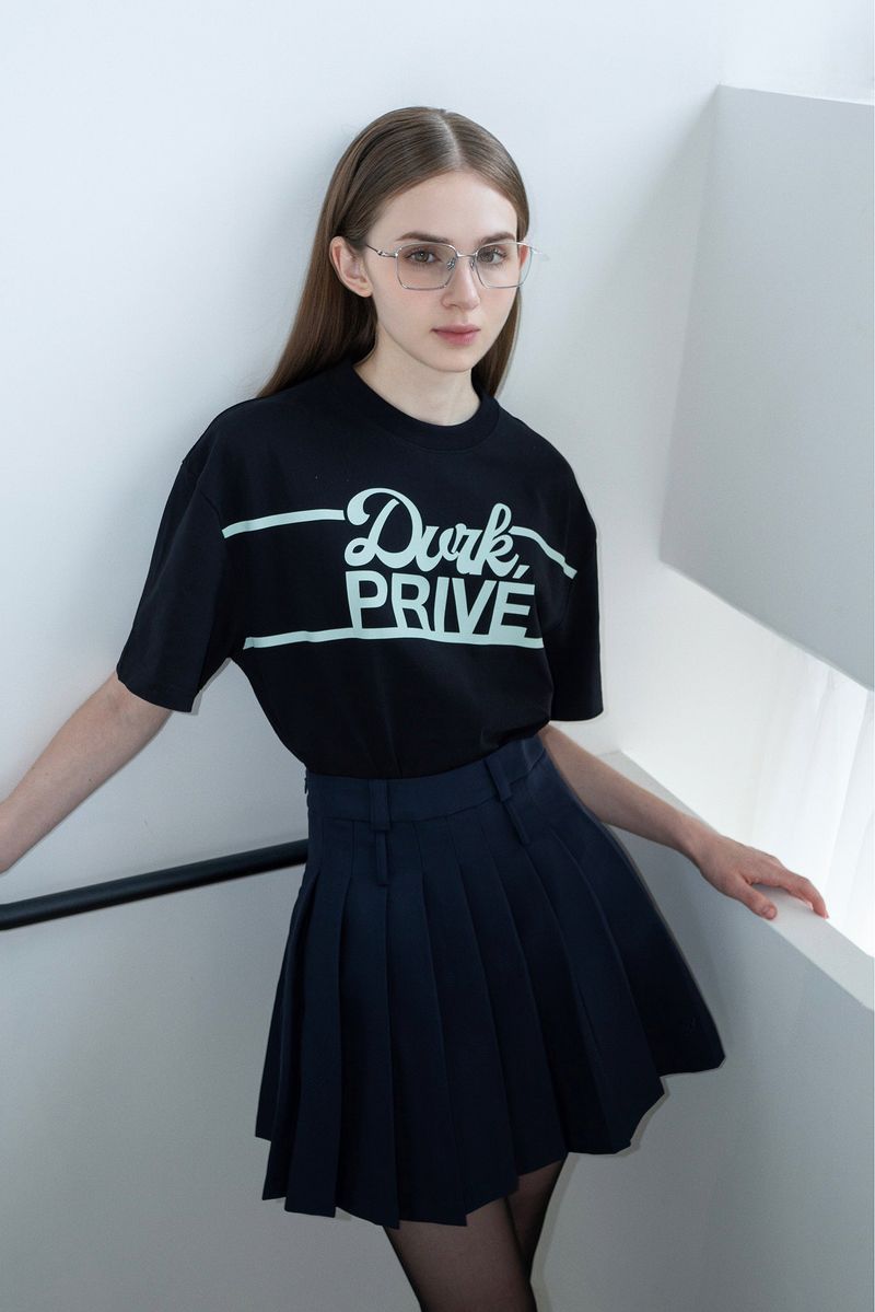 DVRK PRIVÉ STRIPED LOGO TEE - BLACK