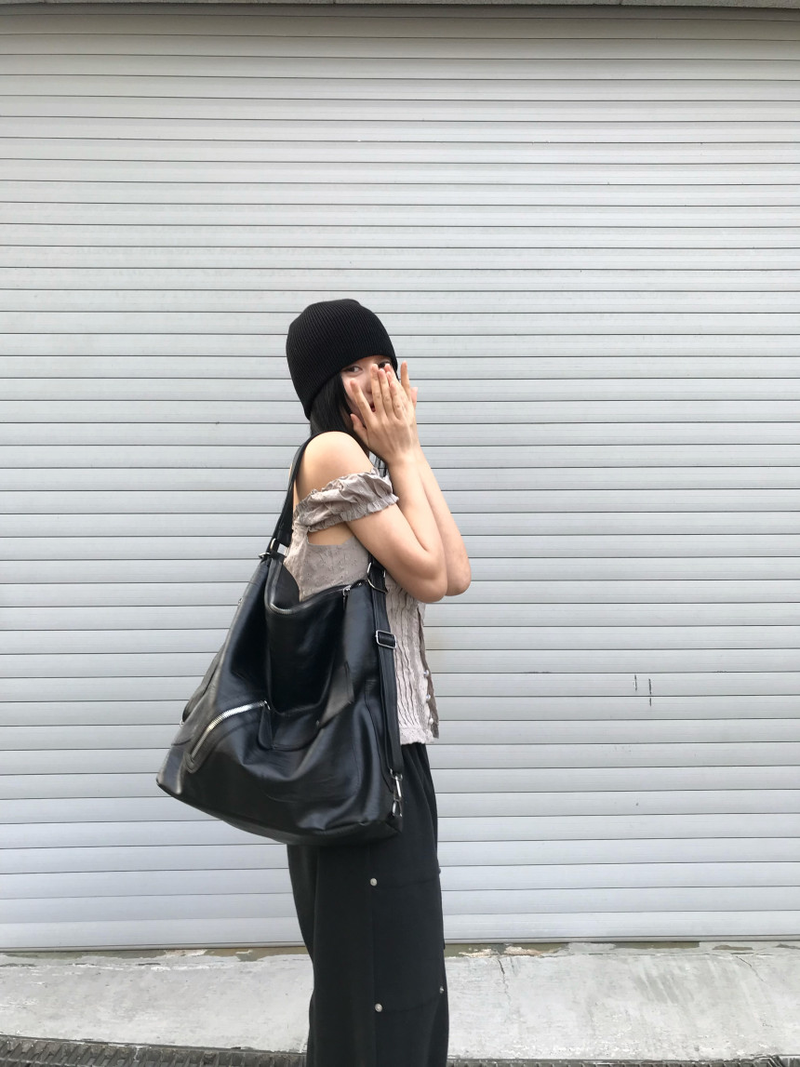 timelineseoul（タイムラインソウル）の「ビッグショルダークロスバックパック（バッグ）」