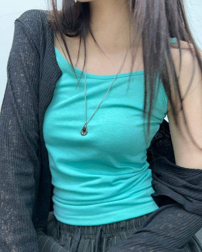 Rain-colored cropped sleeveless
