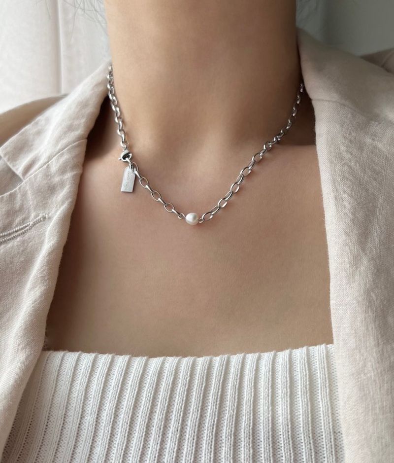 huu Surgical Steel Hip Fresh Water Pearl Bold Three-Way Necklace