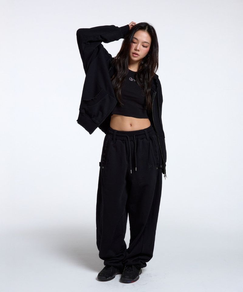 CONY RUFFLE PANTS / BLACK