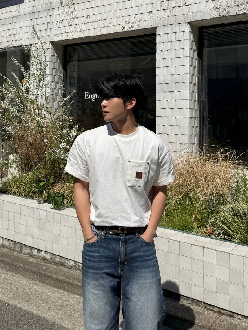Burning patch walk short sleeve tee