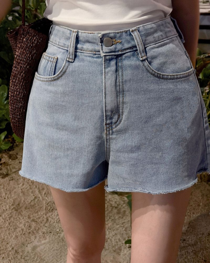 MAYBINS(メイビンス)の「Kite denim short pants(Pants)」