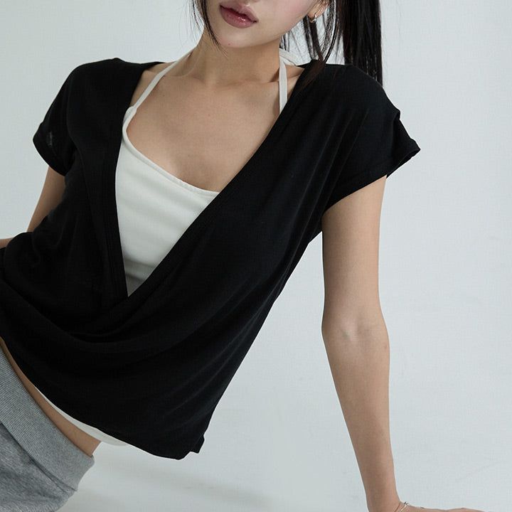 blitti（ブリッティ）の「[Azner] Deep V-Neck Wrap Cap-Sleeve T-Shirt - 3 Colors（Tops）」