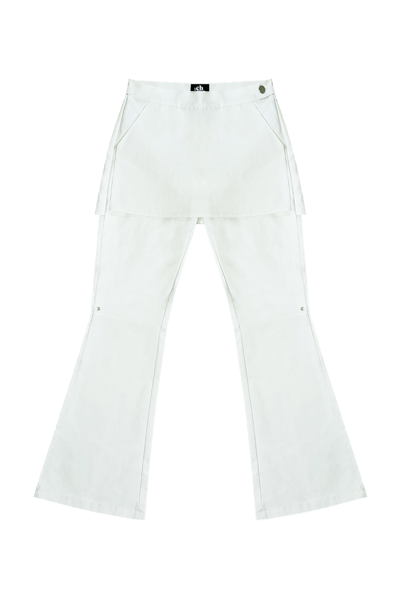 CHEMEHC（チェメッシ）の「APRON PANTS (WHITE)（Pants）」