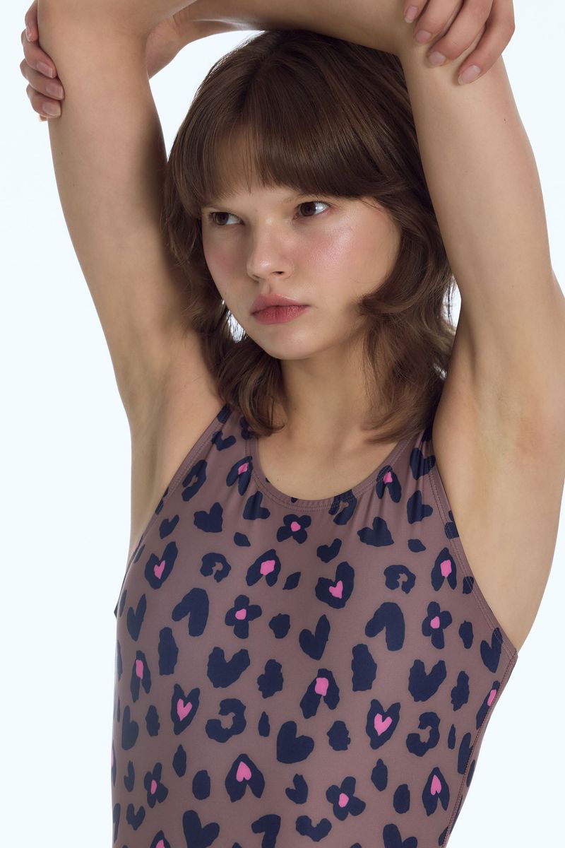 [Sweetie Leopard_brown] U-back One Piece Swimsuit
