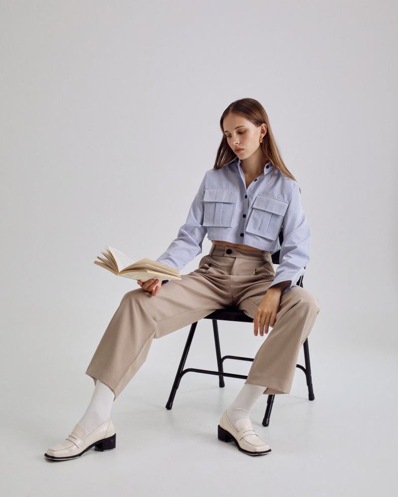 EVIE APPAREL（エヴィーアパレル）の「EVIE mia OVERSIZED CROPPED SHIRTS STRIPE BLUE（Tops）」