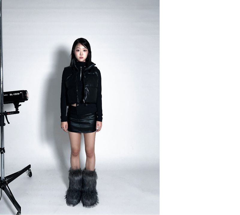 Soft eco fur middle boots (3 Color)